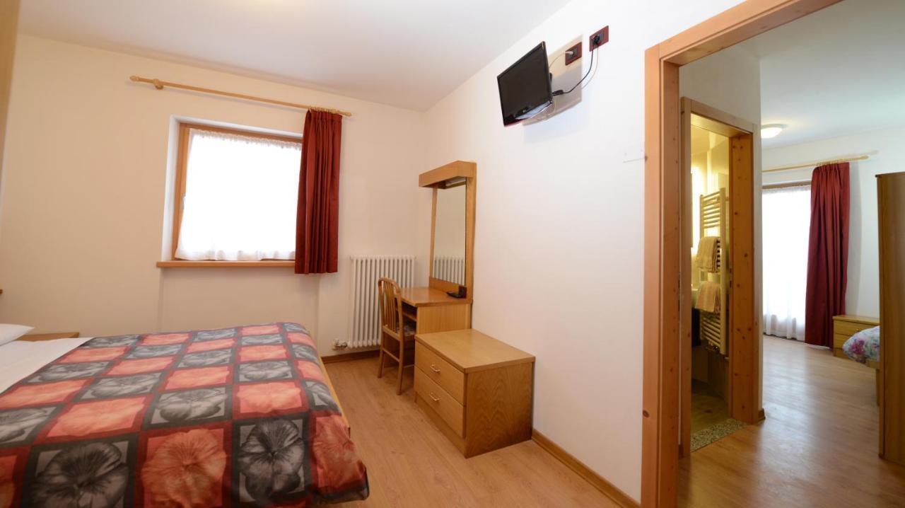 Hotel Stella Passo del Tonale Exterior photo